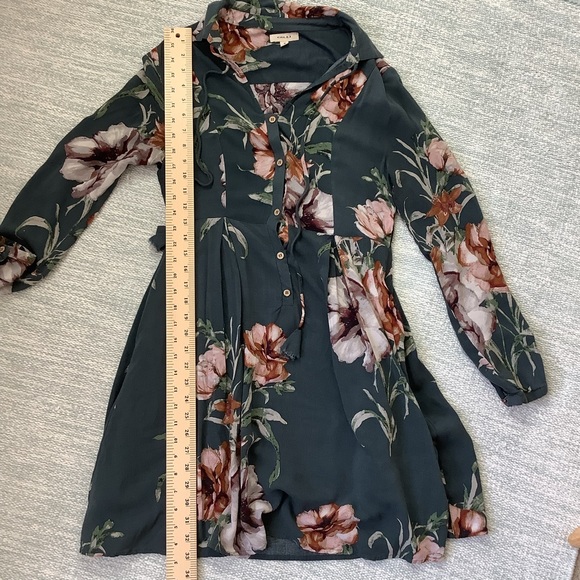 Green Floral Dress - Picture 7 of 9